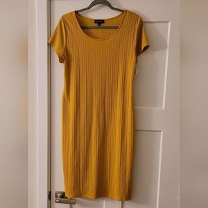 Mustard "Absolutely ❤ it" 2xl dress